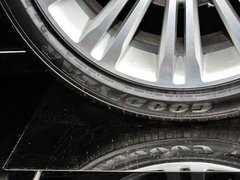 2014款 3.0L 自动 卓越版