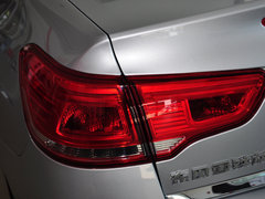 2014款 VTS版 1.6L 自动 品尚型