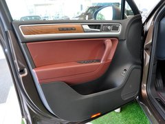 2014款 4.2L AT V8 5座
