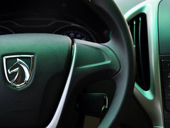 宝骏610 2014款 1.5L 自动 舒适型