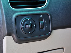 宝骏610 2014款 1.5L 自动 舒适型