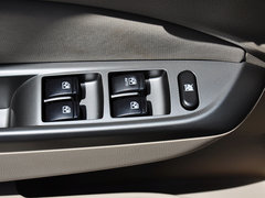 宝骏610 2014款 1.5L 自动 舒适型