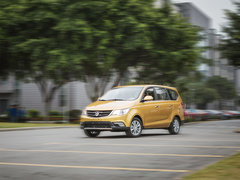 2014款 1.8L 手动 舒适型 7座