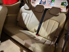2014款 1.8L 手动 舒适型 7座