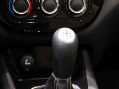 2014款 1.5L 手动 豪华型 5座
