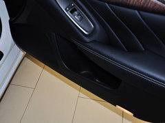 2014款 3.5L Hybrid 旗舰版