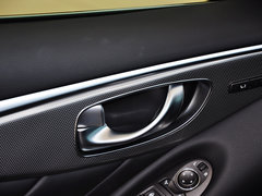2014款 3.7L 豪华版