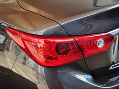 2014款 3.7L 豪华版