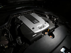 2014款 3.7L 豪华运动版
