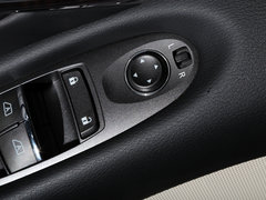 2014款 3.7L 豪华运动版