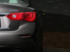 2014款 3.7L 豪华运动版