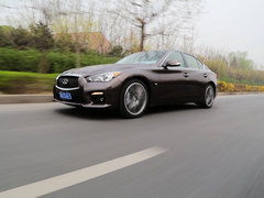 2014款 3.7L 豪华运动版