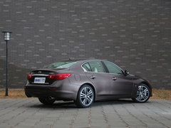 2014款 3.7L 豪华运动版