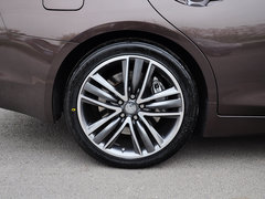 2014款 3.7L 豪华运动版