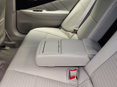 2014款 3.7L 豪华运动版
