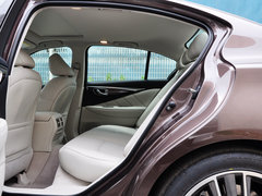 2014款 3.7L 豪华运动版
