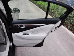 2014款 3.7L 豪华运动版