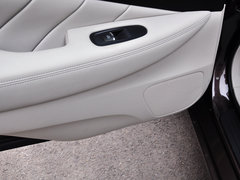 2014款 3.7L 豪华运动版