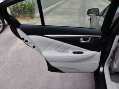 2014款 3.7L 豪华运动版