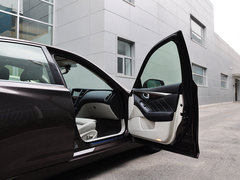2014款 3.7L 豪华运动版