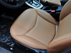 2014款 1.5L 自动 豪华型