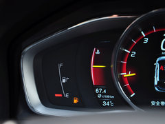 2014款 改款 2.0T 自动 T5 个性运动版