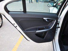 2014款 改款 2.0T 自动 T5 个性运动版