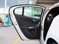 2014款 改款 2.0T 自动 T5 个性运动版