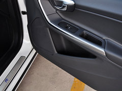 2014款 改款 2.0T 自动 T5 个性运动版
