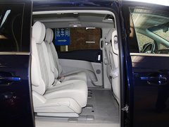 2014款 2.4L 自动 CT豪华商务舒适版 7座