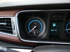 2014款 2.4L 自动 CT豪华商务舒适版 7座