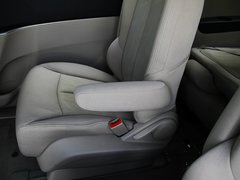 2014款 2.4L 自动 CT豪华商务舒适版 7座
