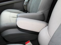 2014款 2.4L 自动 CT豪华商务舒适版 7座