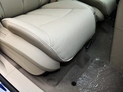 2014款 2.4L 自动 LT豪华商务行政版 7座