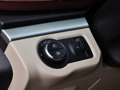 2014款 3.0L 自动 XT豪华商务旗舰版 7座