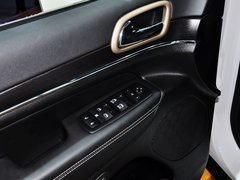 2014款 3.0TD 自动 柴油 舒享导航版 5座