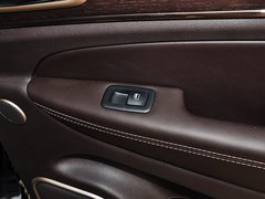2014款 3.0L 自动 旗舰尊悦版 5座