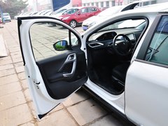 2014款 1.6L 自动 时尚版 5座