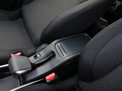 2014款 1.6L 自动 时尚版 5座
