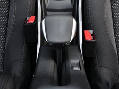 2014款 1.6L 自动 时尚版 5座