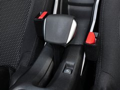 2014款 1.6L 自动 时尚版 5座