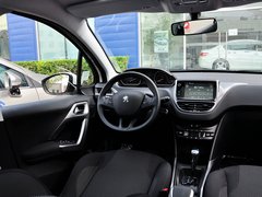 2014款 1.6L 自动 时尚版 5座