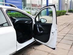 2014款 1.6L 自动 时尚版 5座