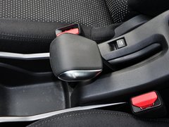 2014款 1.6L 自动 时尚版 5座