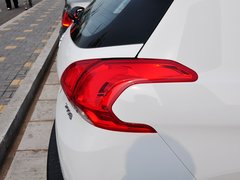 2014款 1.6L 自动 时尚版 5座