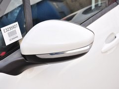 2014款 1.6L 手动 时尚版 5座
