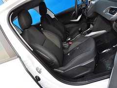 2014款 1.6L 手动 时尚版 5座