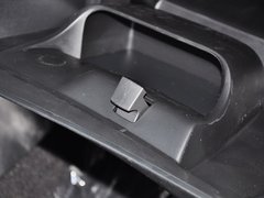 2014款 1.6L 手动 时尚版 5座