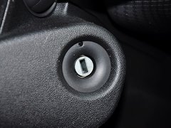 2014款 1.6L 手动 时尚版 5座
