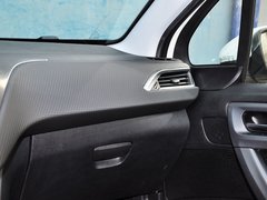 2014款 1.6L 手动 时尚版 5座